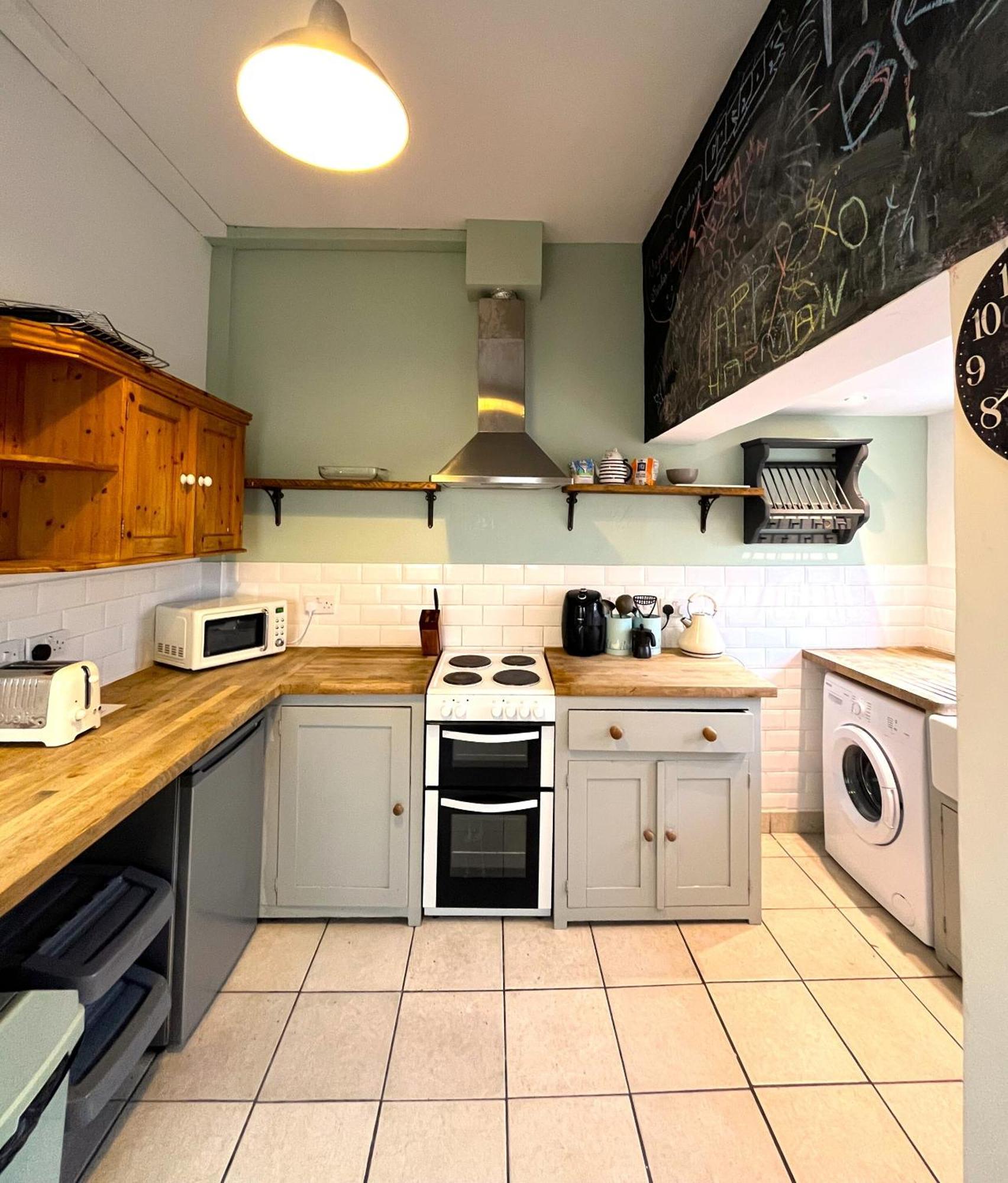 Charming Cottage Retreat With Garden - Sleeps 12 Bristol Kültér fotó