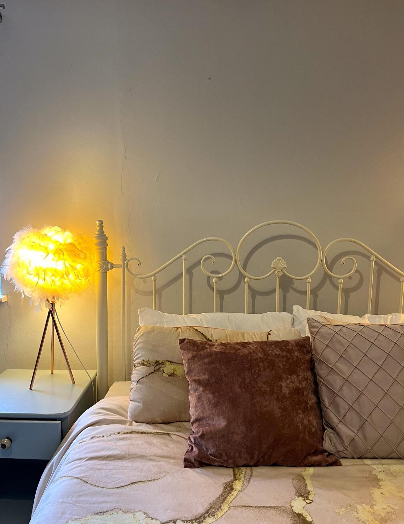 Charming Cottage Retreat With Garden - Sleeps 12 Bristol Kültér fotó